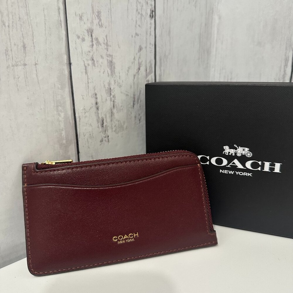 NWT! COACH new york zip card case in colorblock